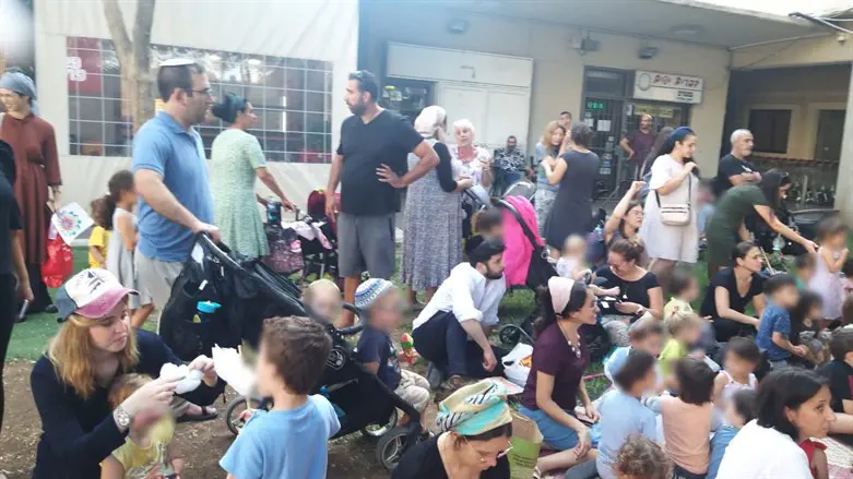 הפעילות בגן שעשועים