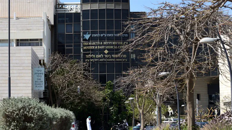 בית החולים לניאדו