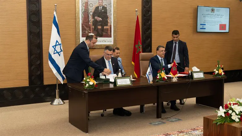 עבד-אללטיף ווהבי וגדעון סער