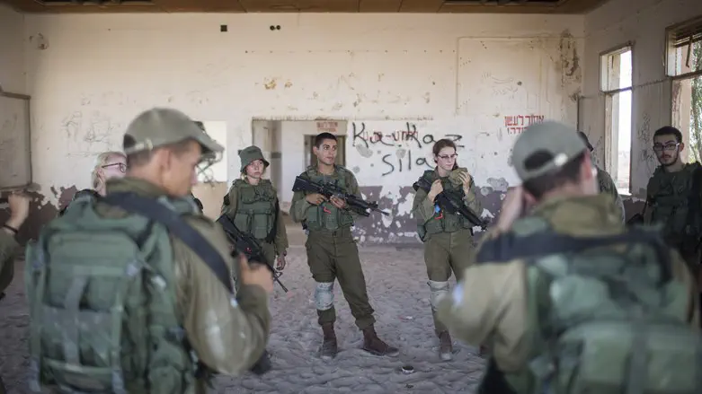 גדוד מעורב. למצולמים אין קשר לידיעה