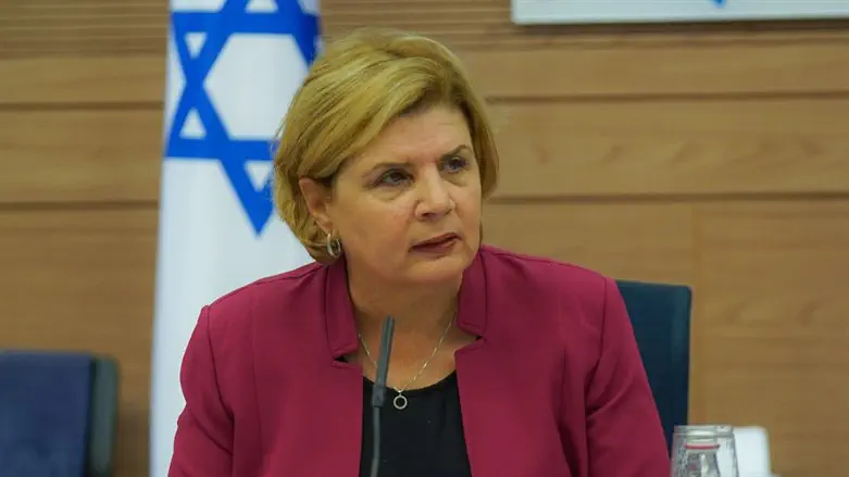 יוצאת לדרך. היו"ר ח"כ אורנה ברביבאי
