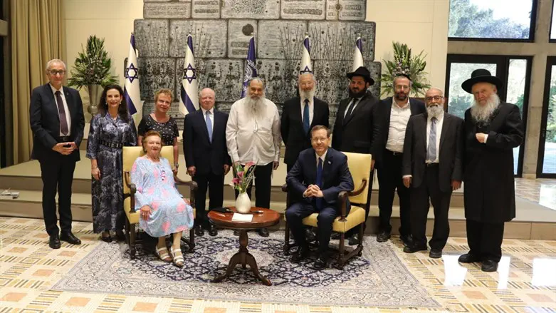 נשיא המדינה וזכי פרס כץ