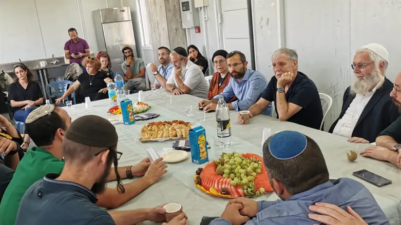 זכינו באנשי רווחה משכמם ומעלה 