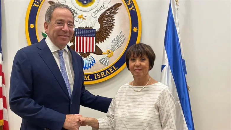 זהבה גלאון ותום ניידס