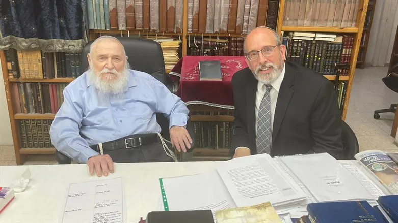 הרב דוד פיין והרב חיים דרוקמן