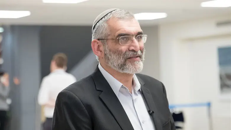 ד"ר מיכאל בן ארי