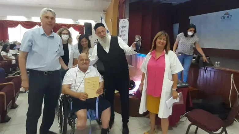 שולי רנד בדורות