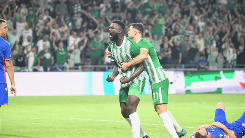 שחקני חיפה חוגגים הערב