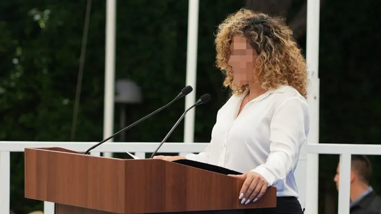 А.- глава разведывательного управления Моссада