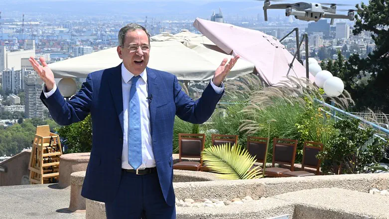 השגריר תום ניידס בחיפה