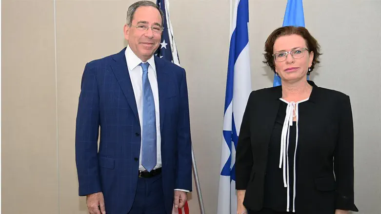 Ambassador Tom Nides meets Haifa Mayor Einat Kalisch-Rotem