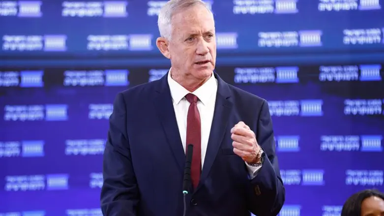 בני גנץ