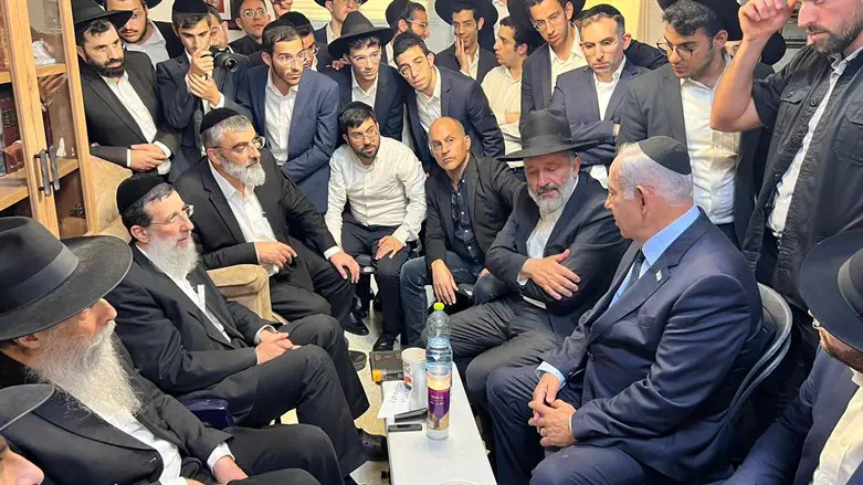 נתניהו בניחום אבלים