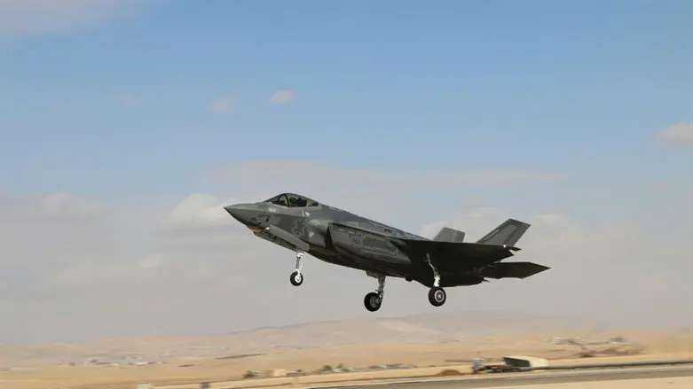 F35
