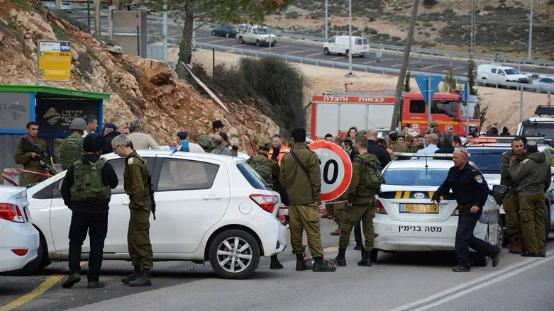 זירת הפיגוע בצומת גבעת אסף