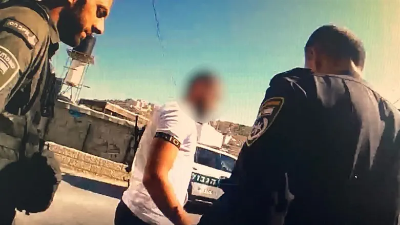 מעצר. ארכיון