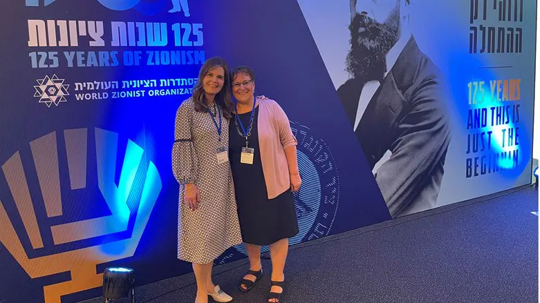 מרים פרץ ומיכל וולדיגר בשוויץ