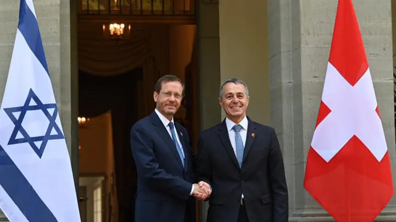 Ицхак Герцог и Иньяцио Кассис