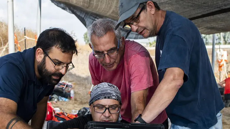 רשות העתיקות בשטח