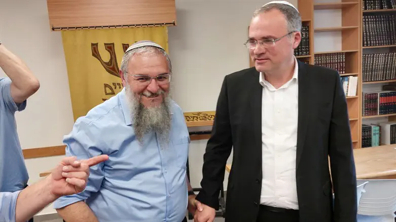 הרב עמיחי גורודין ושלמה נאמן