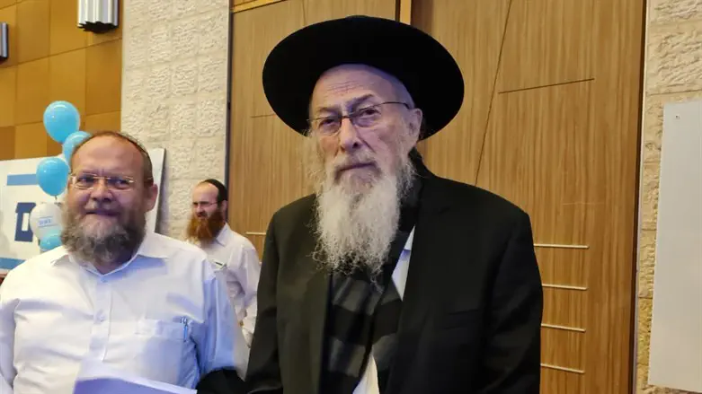 הרב צבי טאו