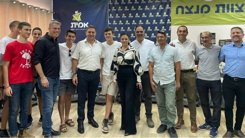 איילת שקד במודיעין