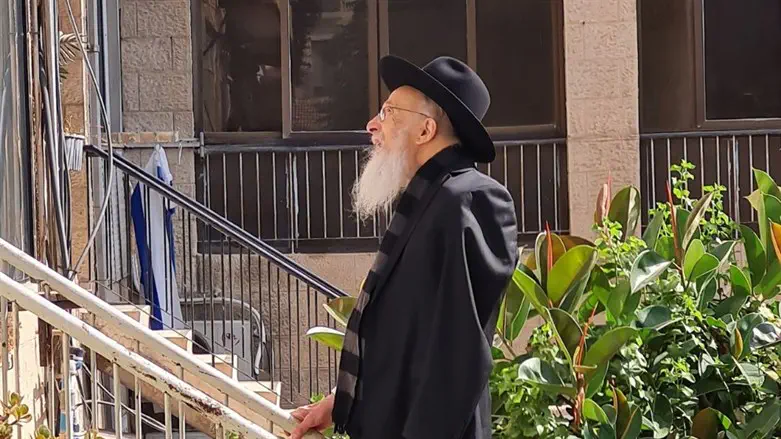 Rabbi Tau