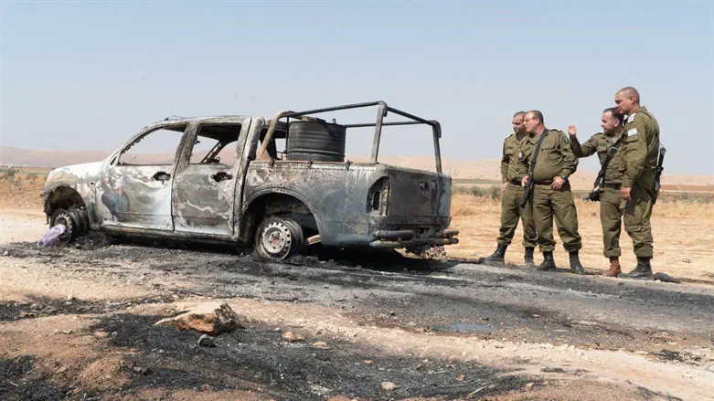 Сгоревшая машина террористов