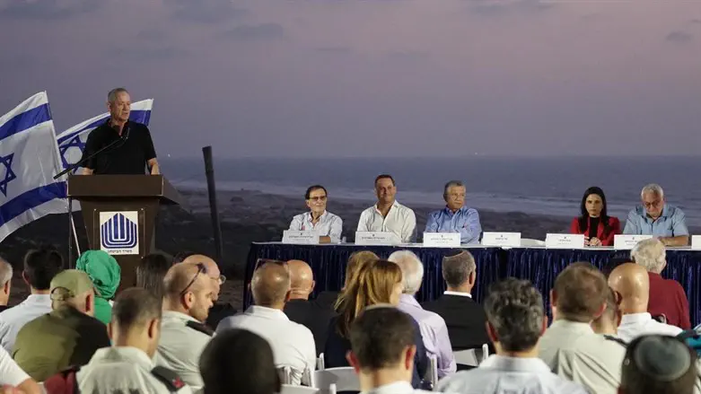 ביטחון, כלכלה וחברה שלובים