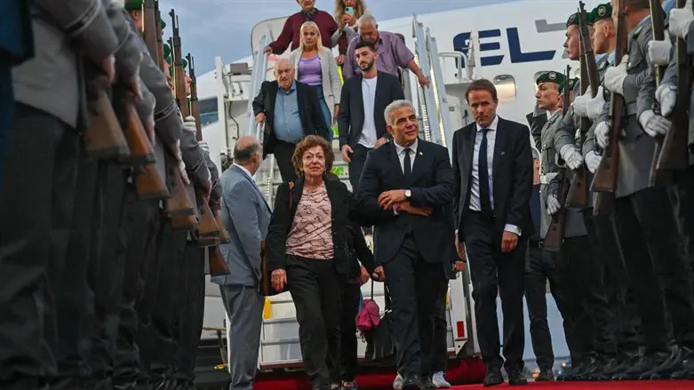 יאיר לפיד ושושנה טריסטר 