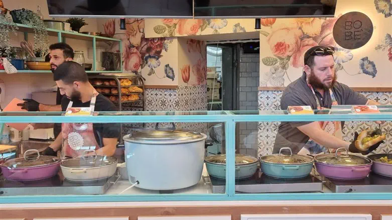 בובע עזריאלי- חמים וטעים