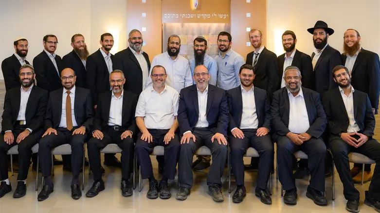 משתתפי הכשרת הרבנים של ברקאי