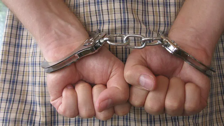 Арест. Иллюстрация