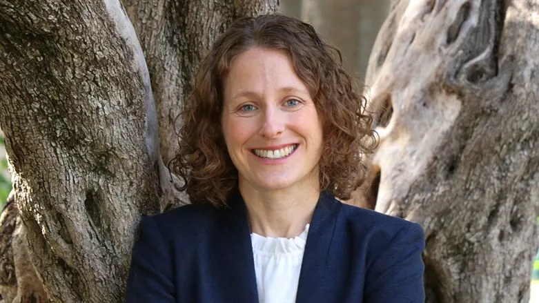 סוזאן פת בנבנישתי