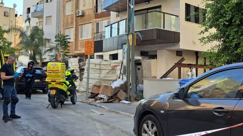 scene of murder in Holon