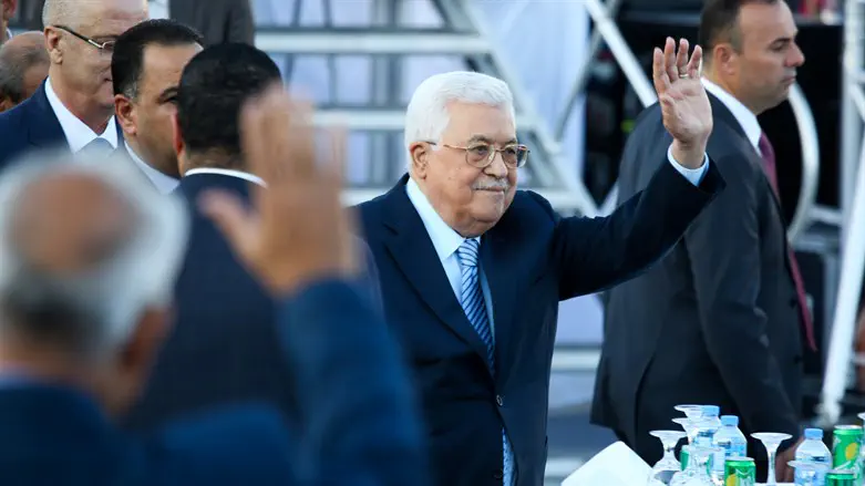 ימשיך לדאוג רק לעצמו. אבו מאזן