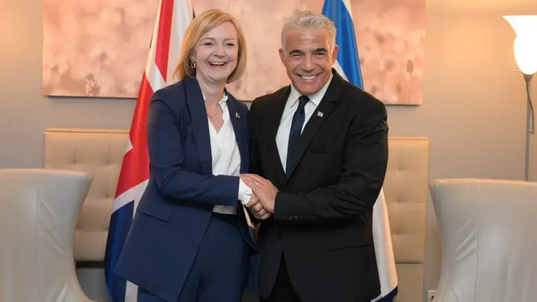 Яир Лапид и Лиз Трасс