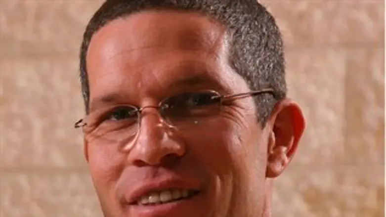 מונה. ד"ר האן