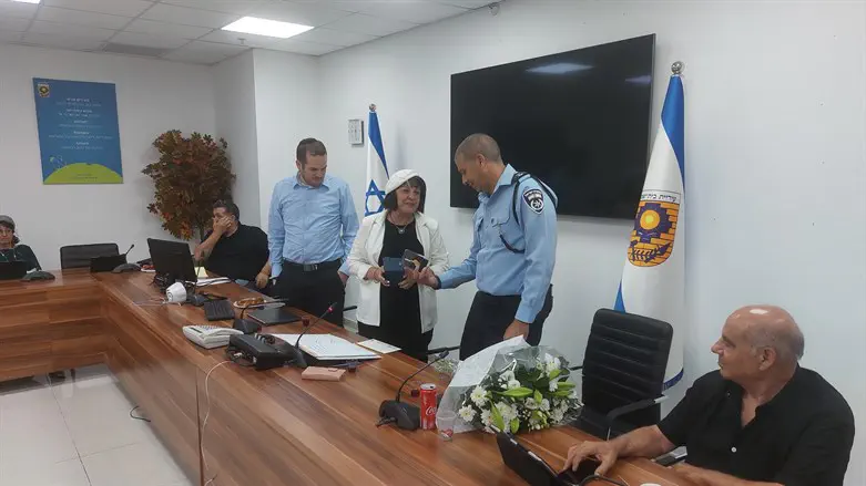 עליזה בלום נפרדת מסנ"צ שלומי טובול