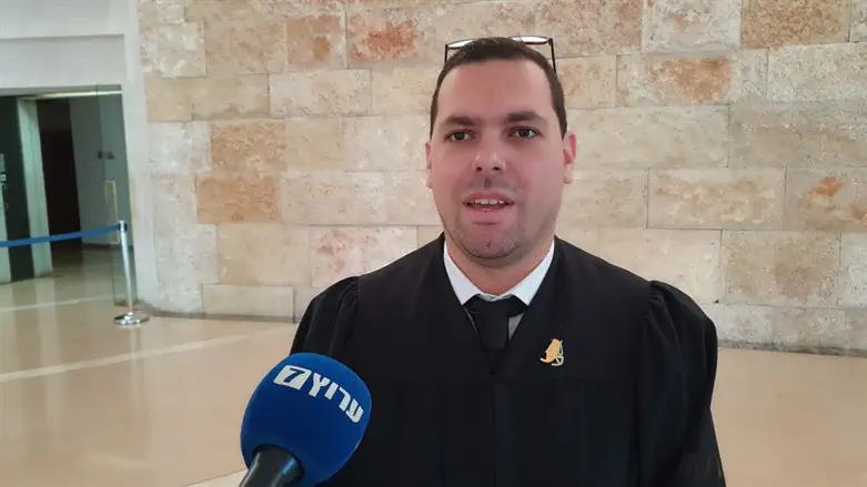 עו"ד אוריאל חור נזרי