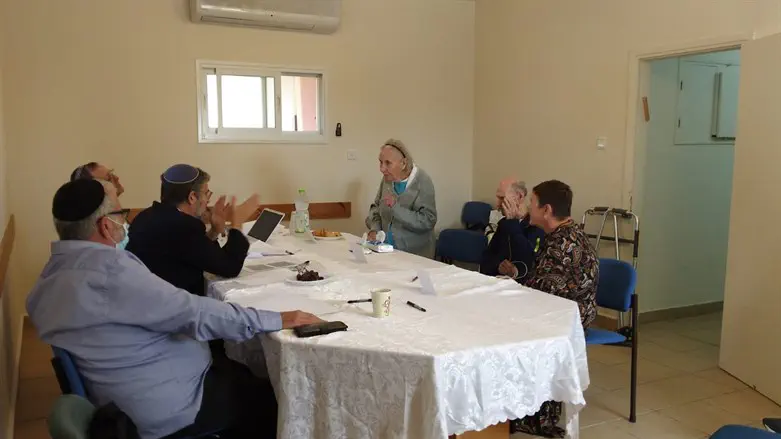 Conversion process by Giyur K'Halacha