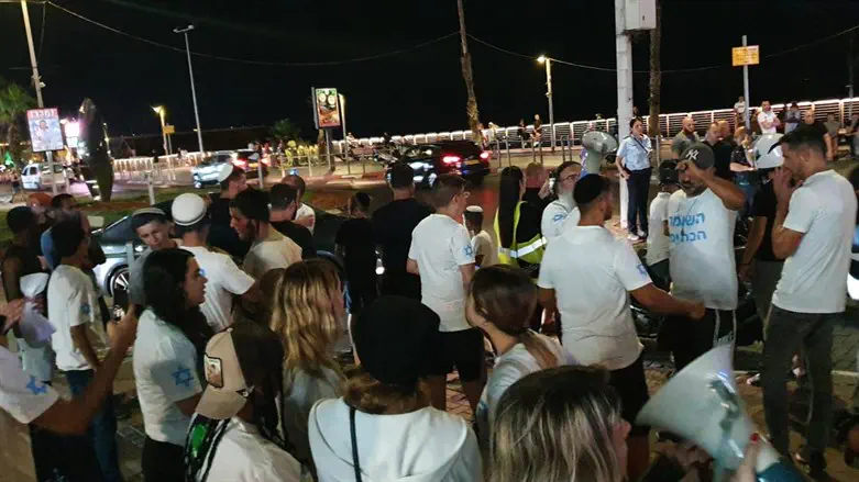protest in Bat Yam