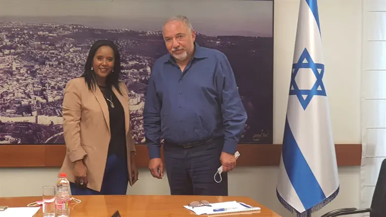 ליברמן ותמנו שטה