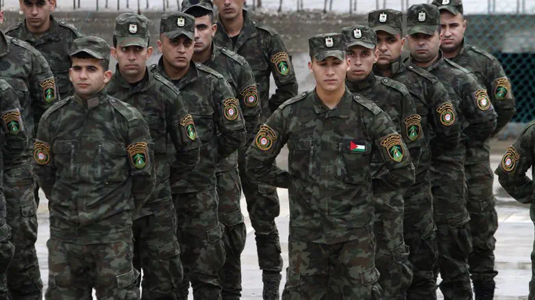 שוטרים פלשתינים. ארכיון