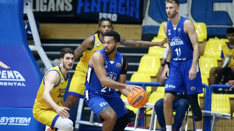 הרצליה מול פריסטרי הערב