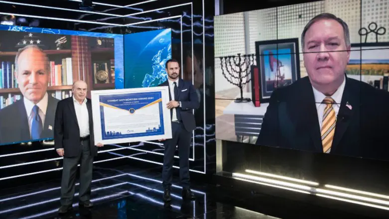 Sharansky & Dratwa present award to former US Sec. of State Pompeo