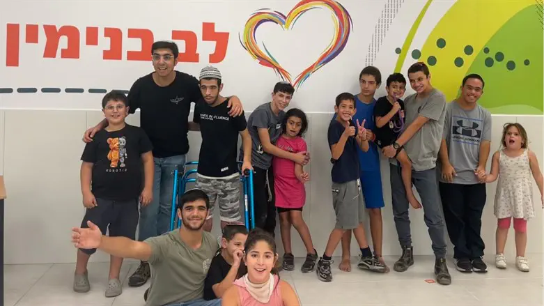 חניכי לב בנימין בישיבת נר תמיד