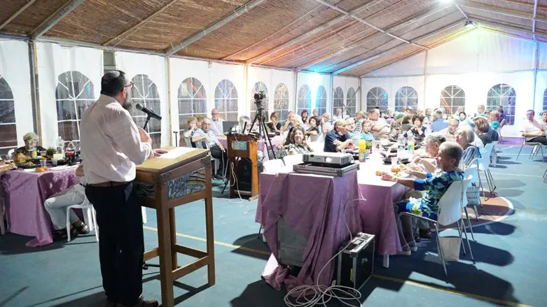 Sukkah of Emunah children's home
