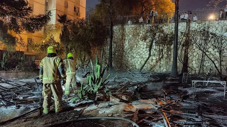 sukkot burn down