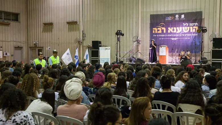 ליל הודענא רבה של תנועת הבוגרים של בני עקיבא. ארכיון